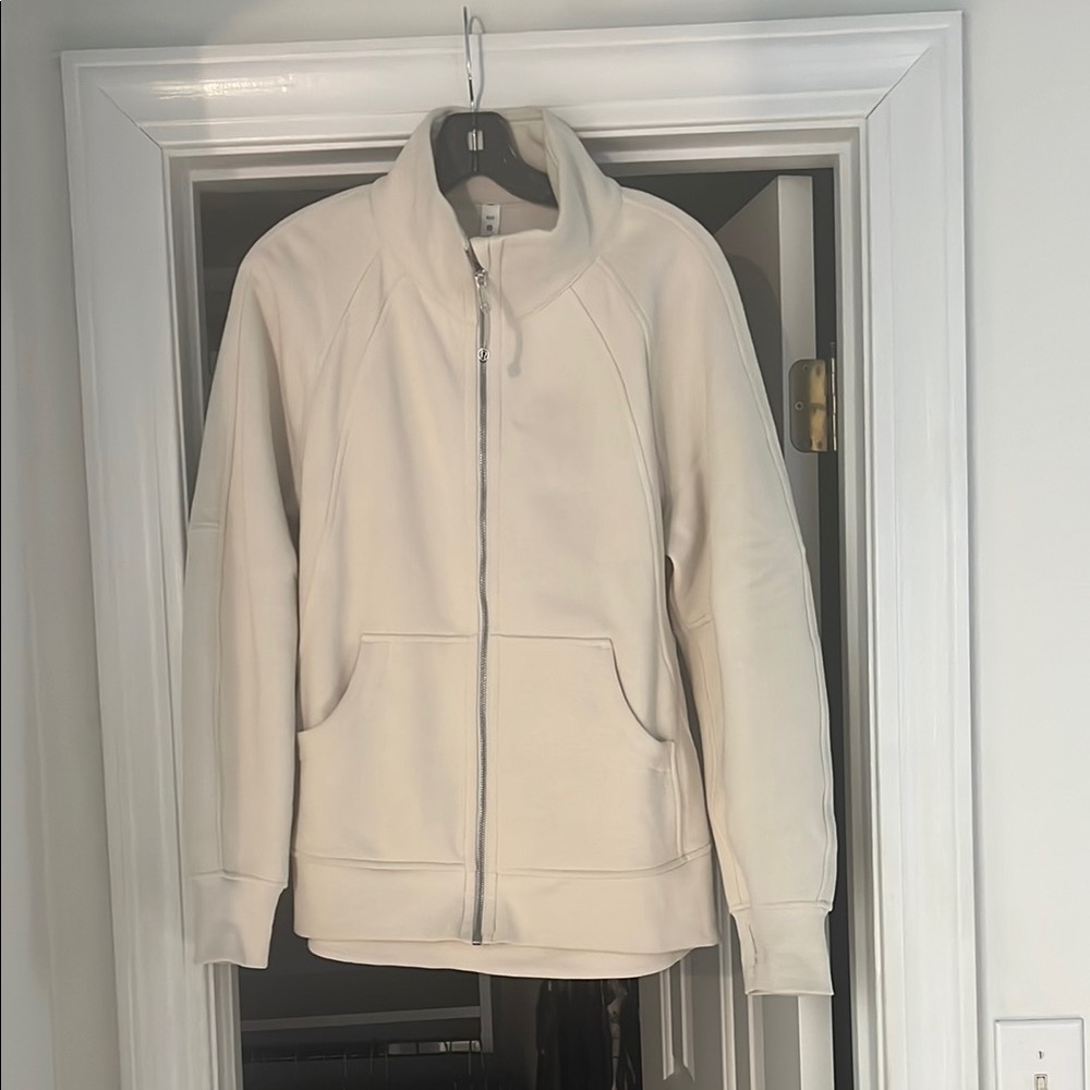 lululemon athletica Cream Bomber Jacket with Full Zip and Fitted Silhouette